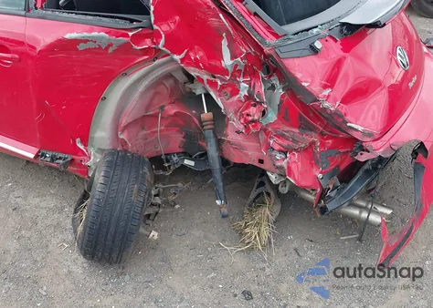 2019 Volkswagen Beetle 2.0T Final Edition Se/2.0T Final Edition Sel/2.0T S из США, поврежденный, VIN 3VWFD7AT0KM720833